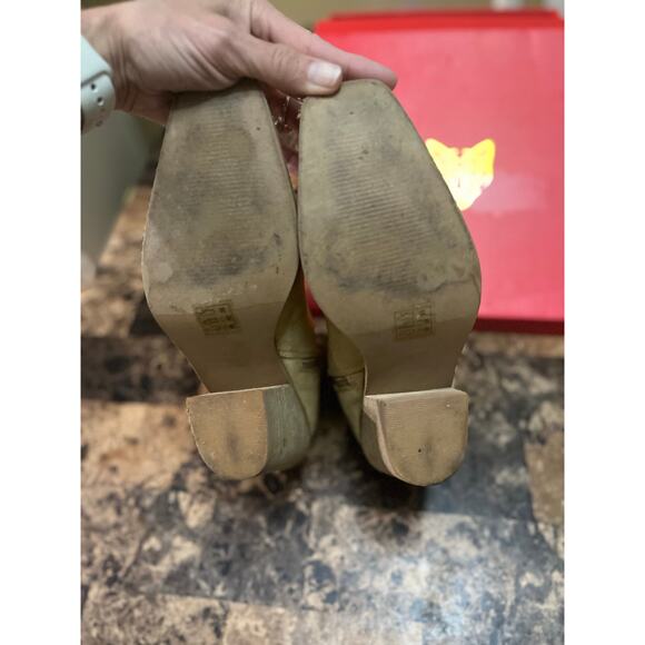 Beast Fashion Bronda Ankle Bootie - Picture 7 of 8